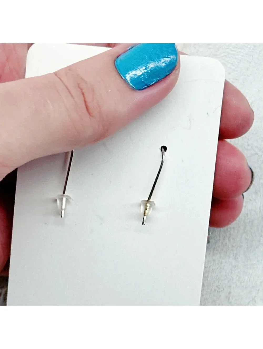 830mc. Dyed Howlite Southwest Earrings
